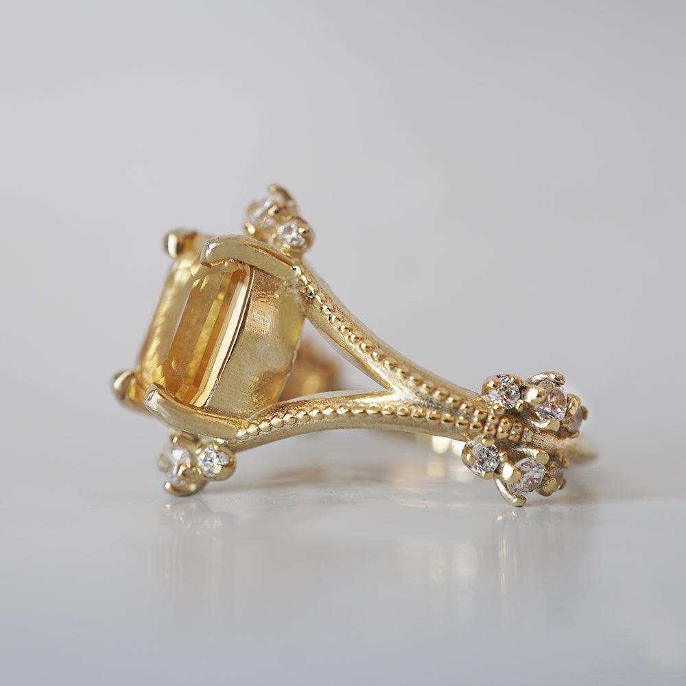 Citrine Portobello Curve Ring in 14K and 18K Gold - Tippy Taste Jewelry