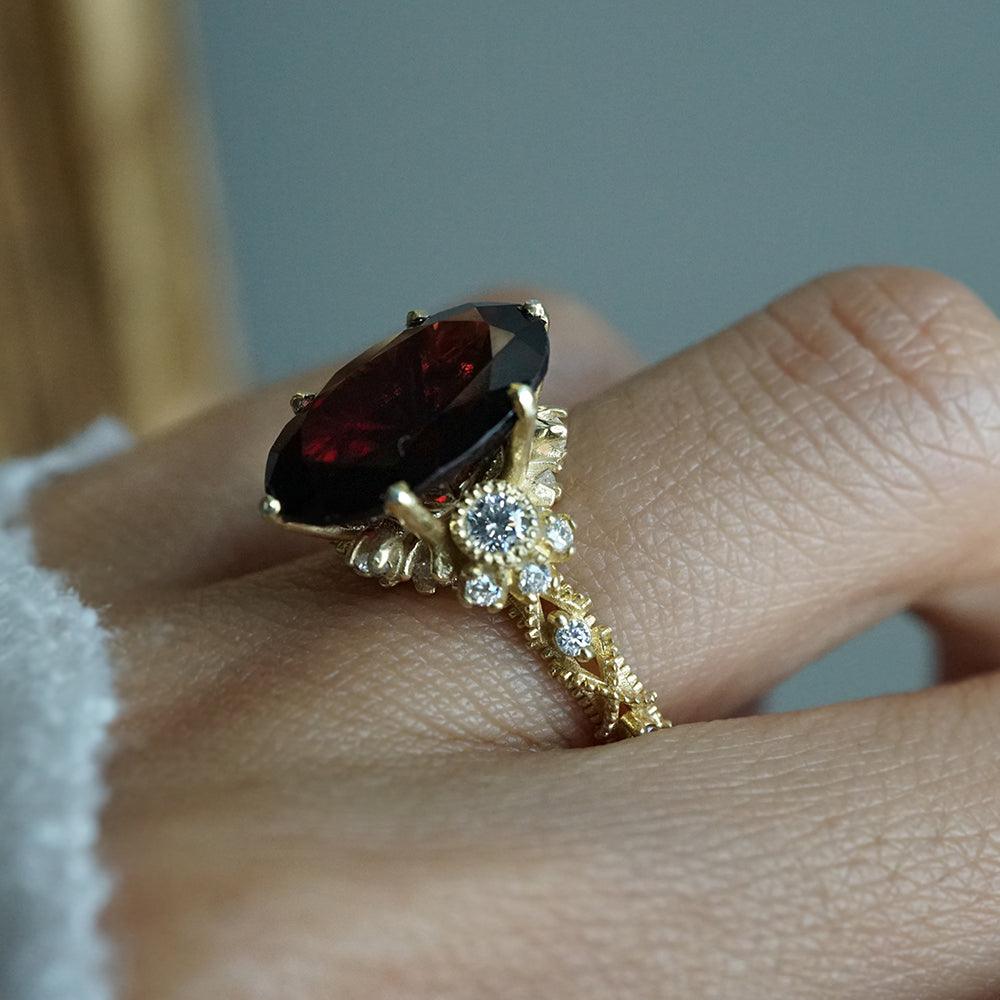 Oval Garnet Queen Victoria Diamond Ring in 14K and 18K Gold - Tippy Taste Jewelry