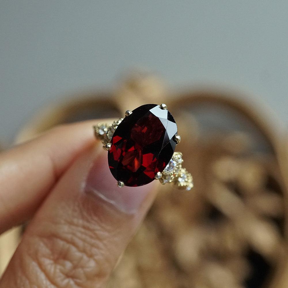 Oval Garnet Queen Victoria Diamond Ring in 14K and 18K Gold - Tippy Taste Jewelry