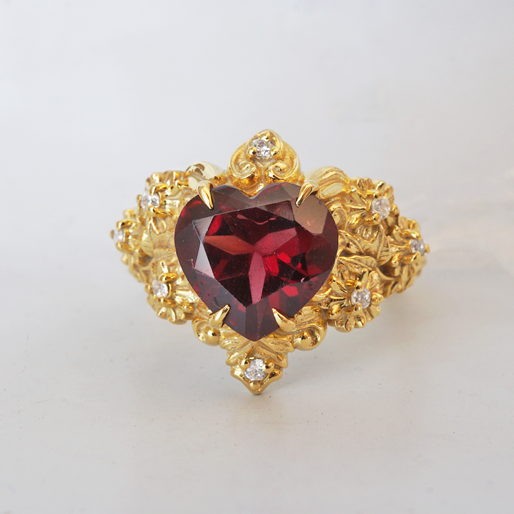 Garnet Rosetta Heart Diamond Ring in 14K and 18K Gold – Tippy Taste Jewelry