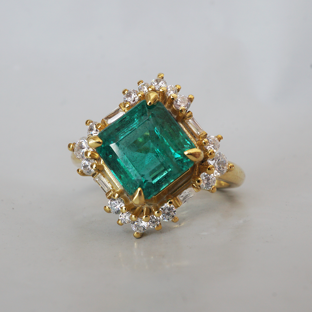 Her Highness Emerald Diamond Ring in 14K and 18K Gold, 3ct