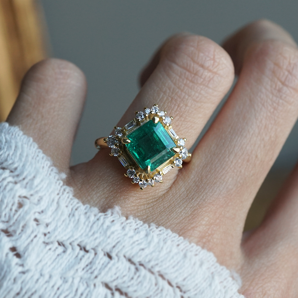 Her Highness Emerald Diamond Ring in 14K and 18K Gold, 3ct