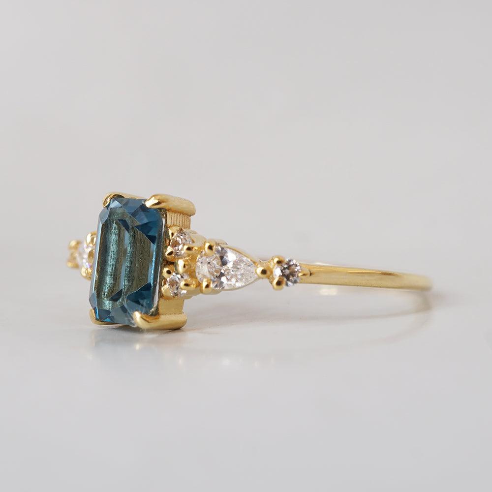 14K London Blue Topaz Ring - Tippy Taste Jewelry