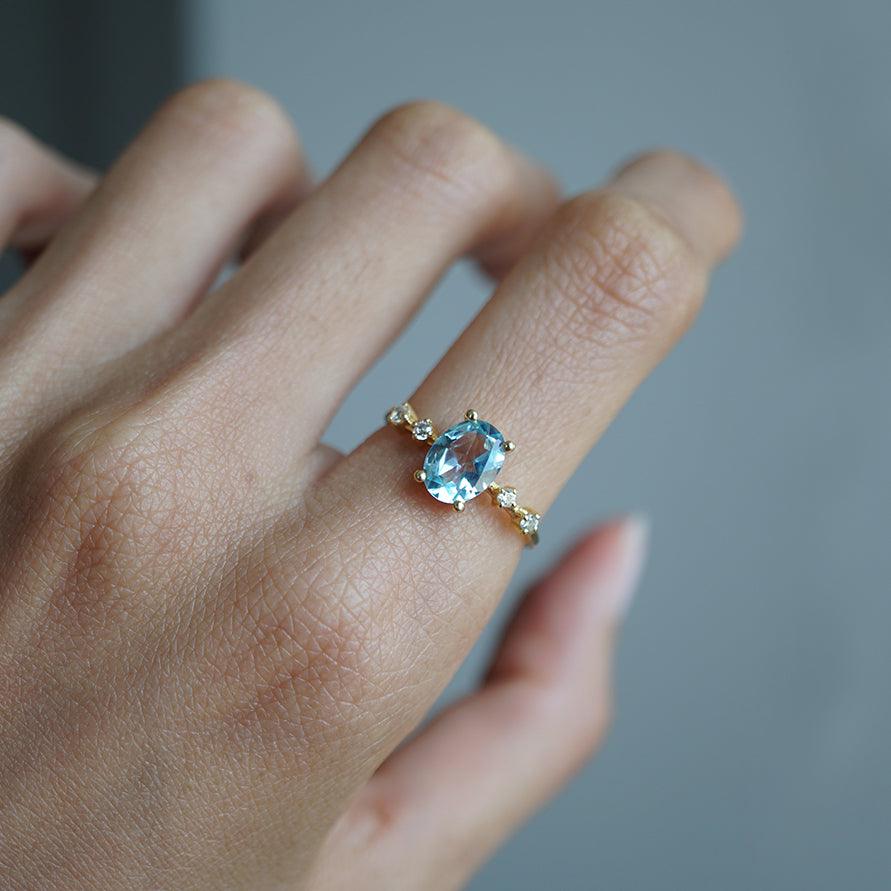 Summer Sky Blue Topaz Ring - Tippy Taste Jewelry