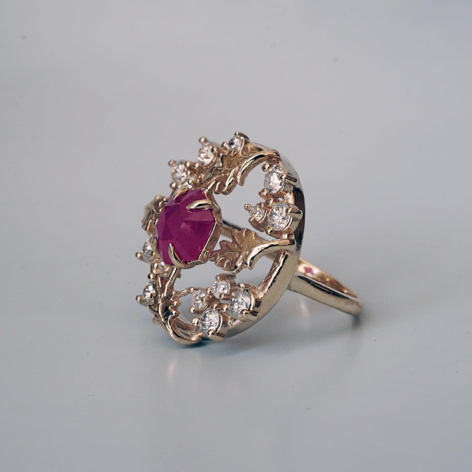 14K Wishing Well Ruby Diamond Ring - Close-up of Ruby and Diamond Detail