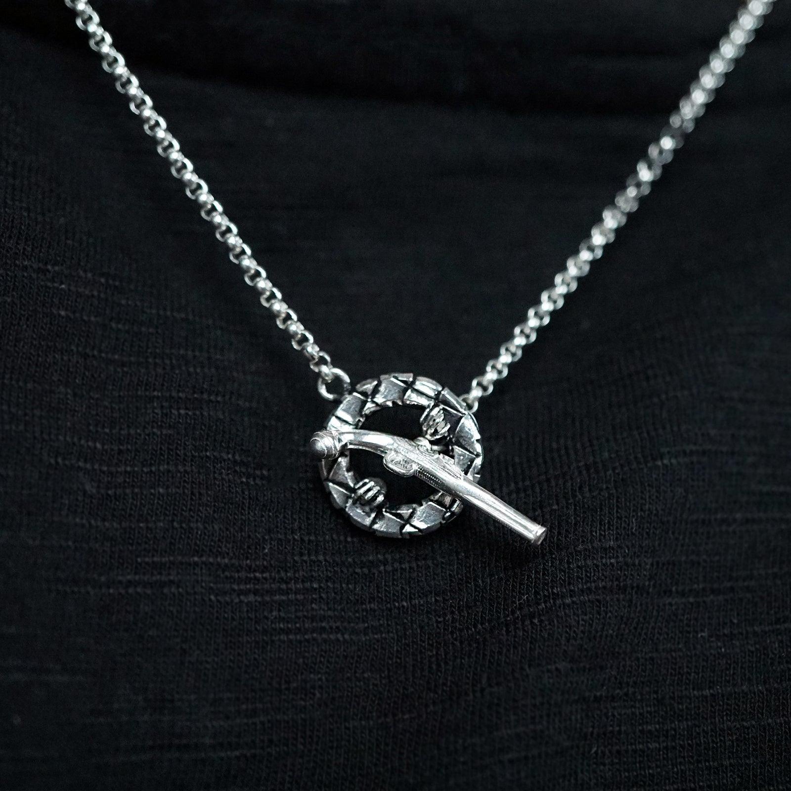 Hand Gun Chain Necklace - Tippy Taste Jewelry