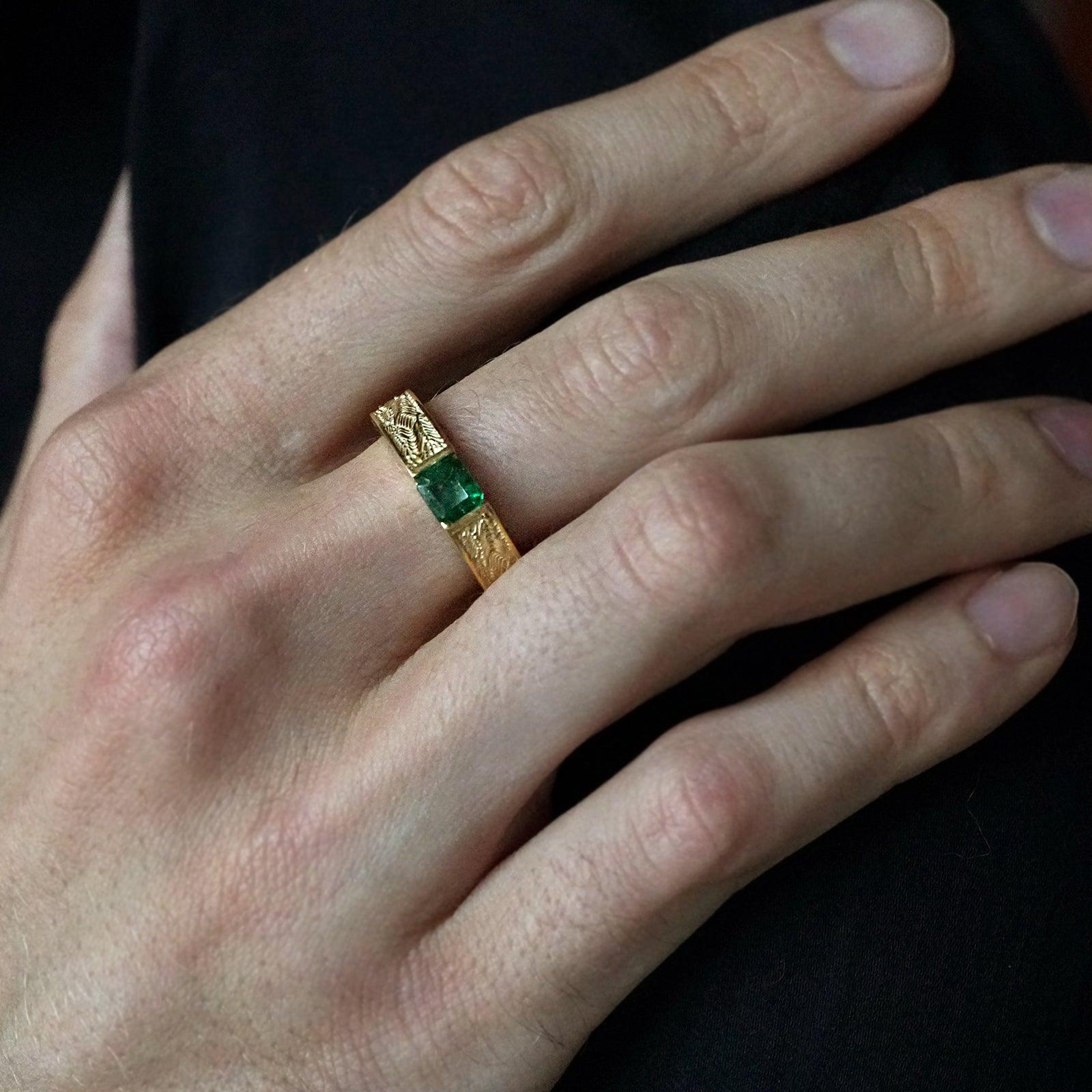 Emerald Dragon Ring in 14K Gold, 5mm - Tippy Taste Jewelry