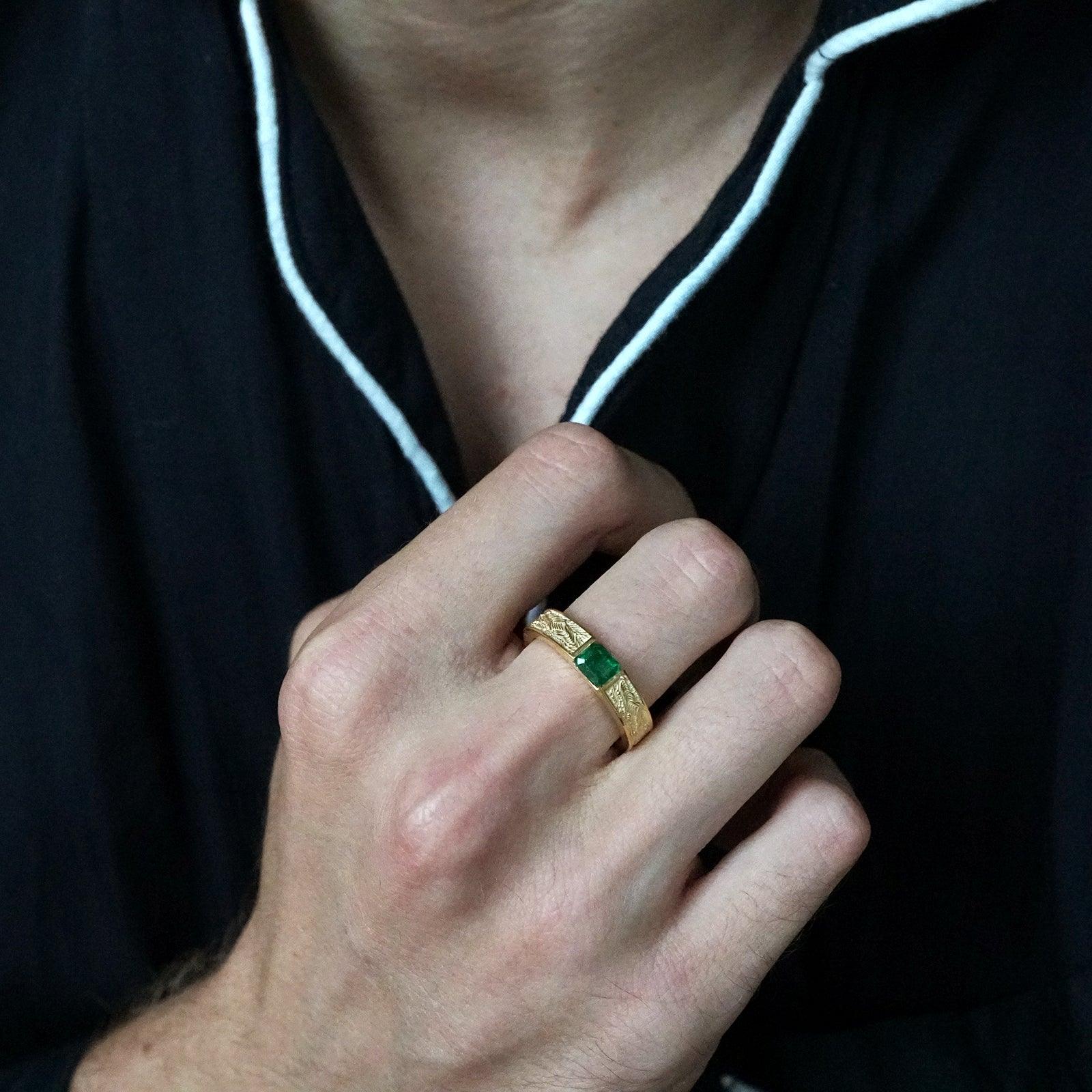 Emerald Dragon Ring in 14K Gold, 5mm - Tippy Taste Jewelry