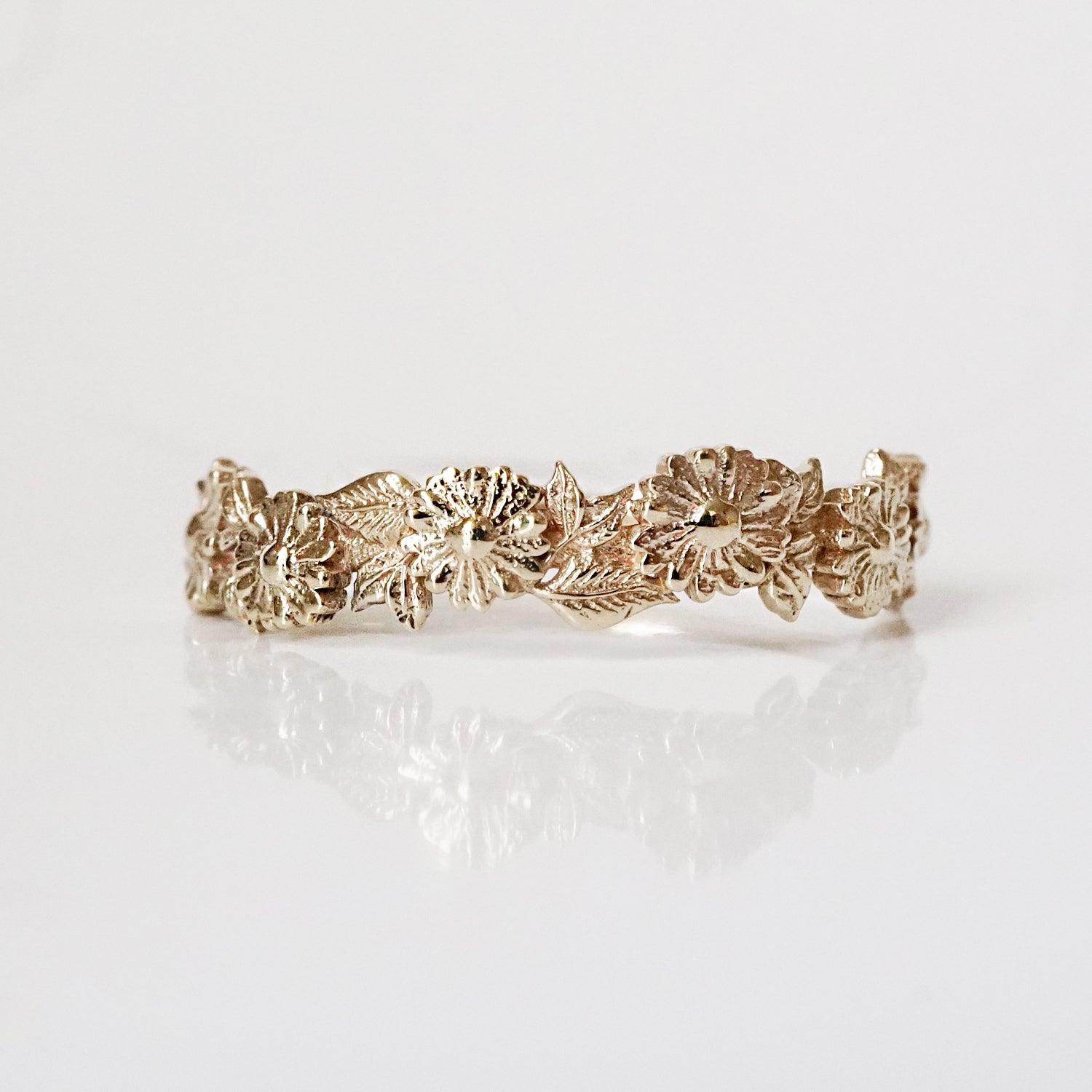 Daisies Ring Band in 14K and 18K Gold - Tippy Taste Jewelry