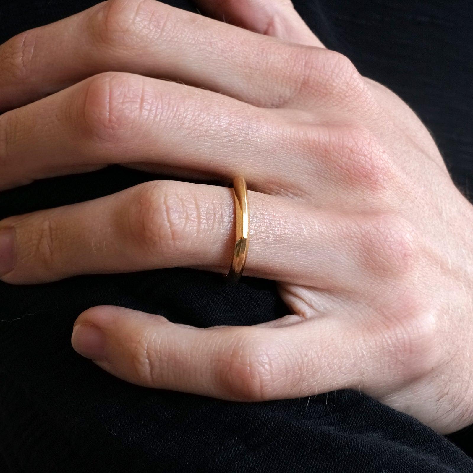 Faceted Ring Band in 14K and 18K Gold, 3mm - Tippy Taste Jewelry