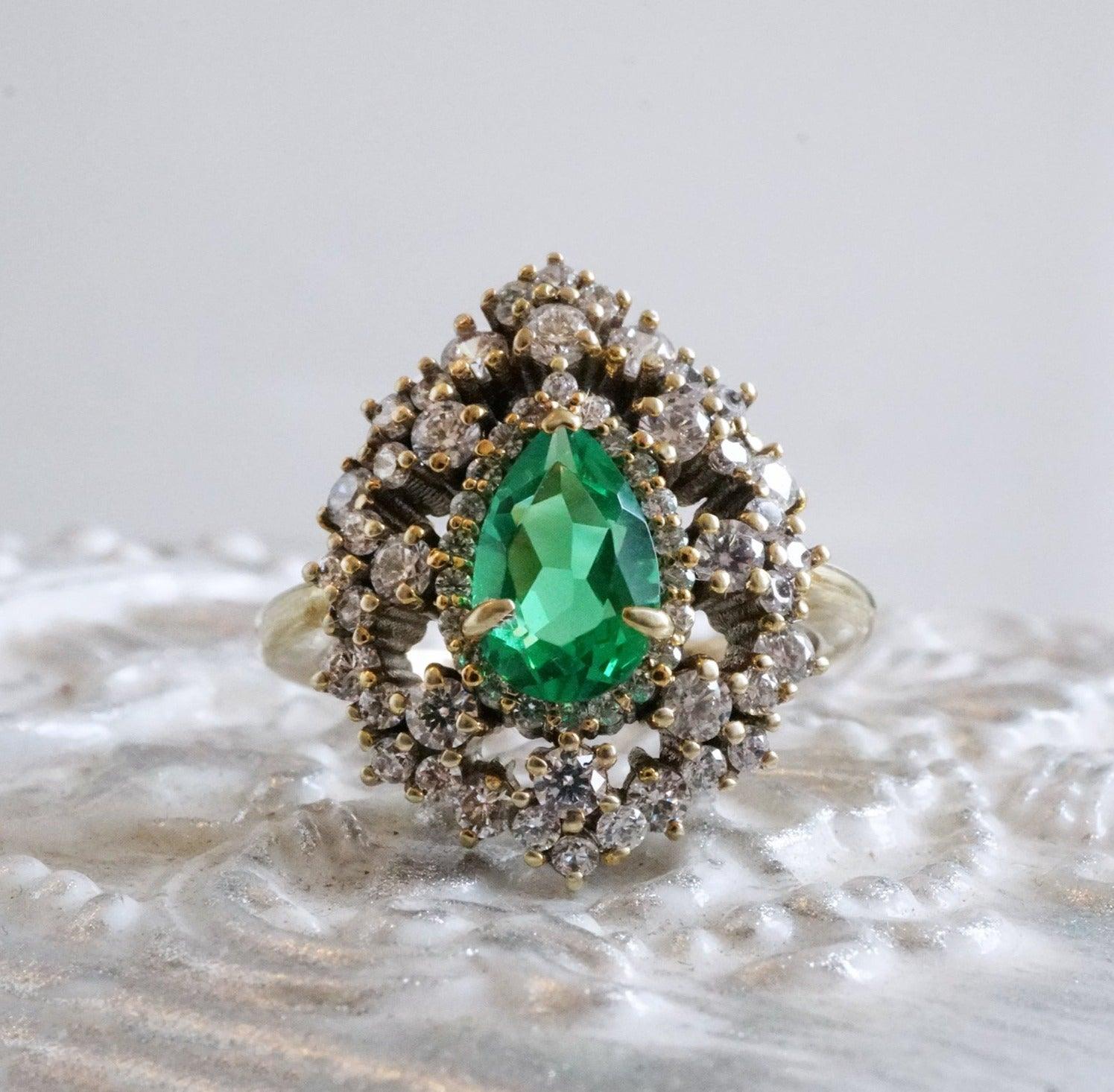 Forest Queen Emerald Diamond Ring in 14K and 18K Gold - Tippy Taste Jewelry