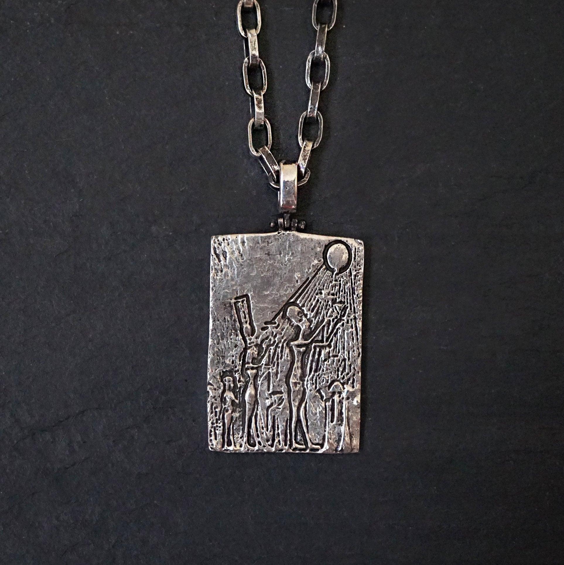 Egyptian Sun Pendant - Tippy Taste Jewelry