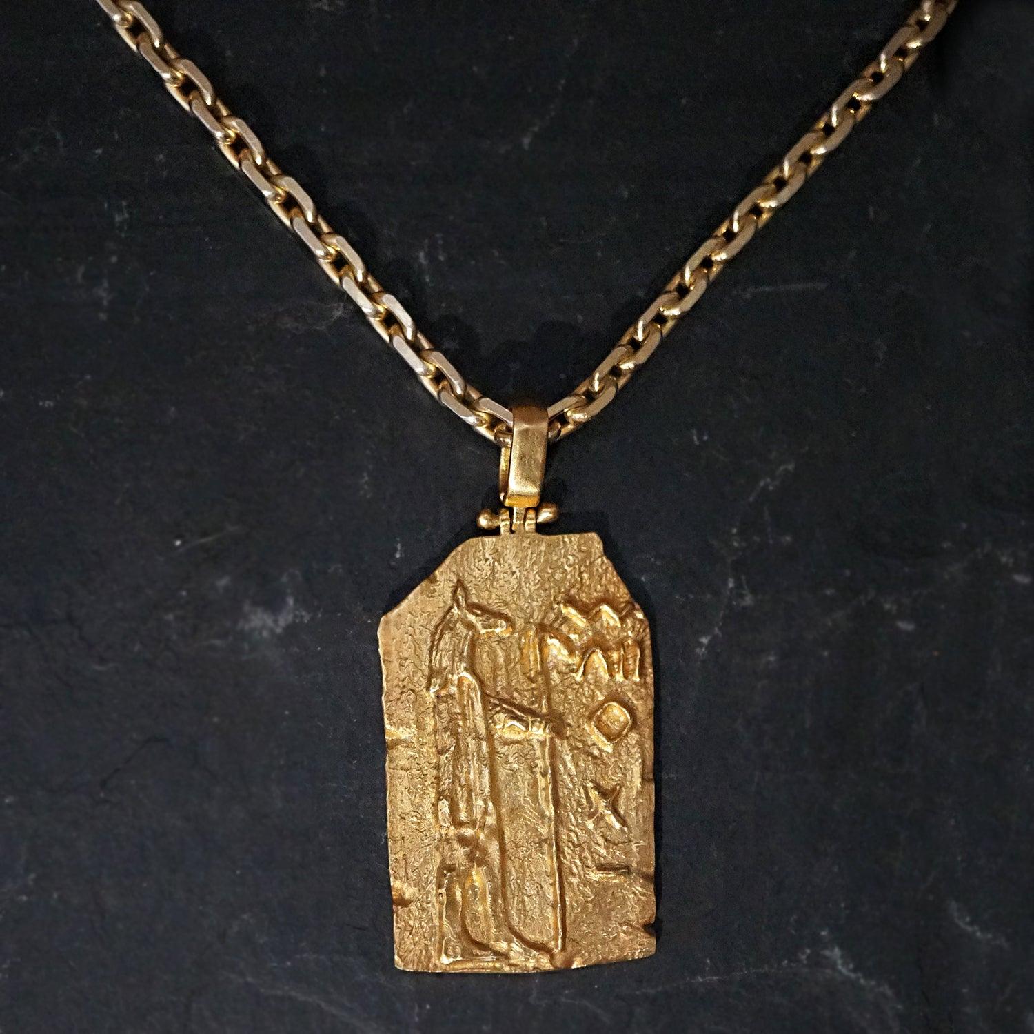 Anubis hot sale gold pendant