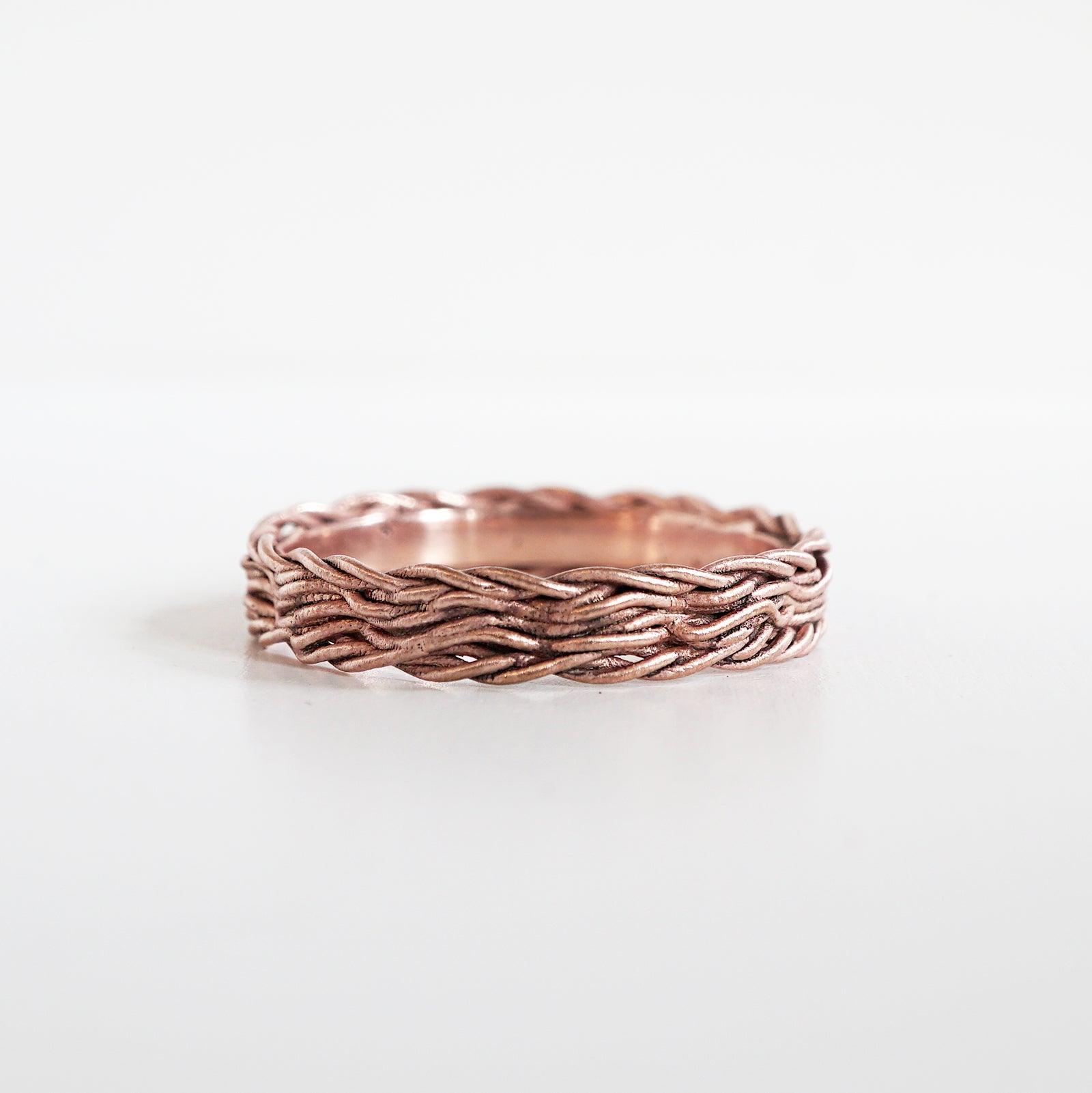 Intertwined Ring Band in 14K Gold, 3mm - Tippy Taste Jewelry