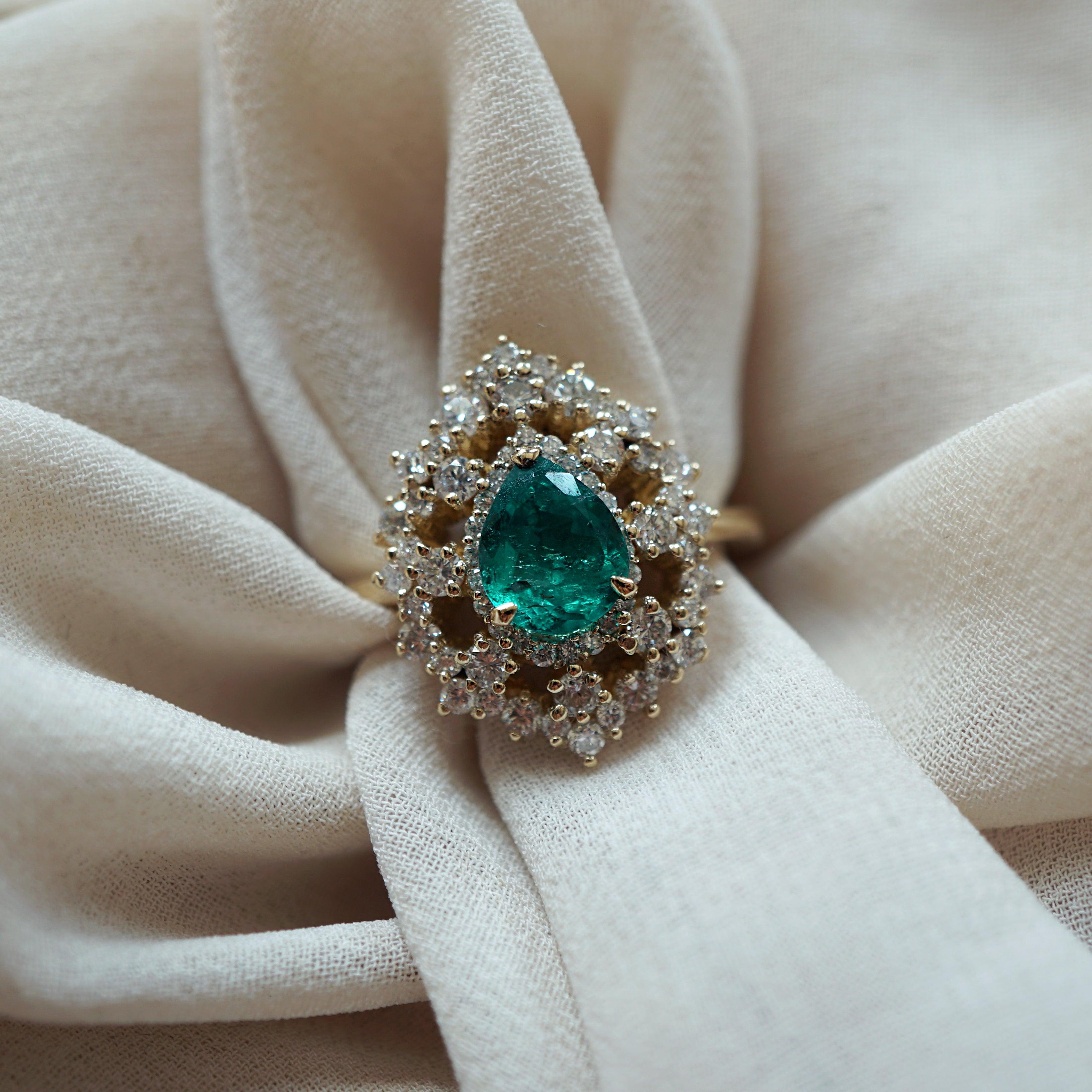 Forest Queen Emerald Diamond Ring in 14K and 18K Gold - Tippy Taste Jewelry