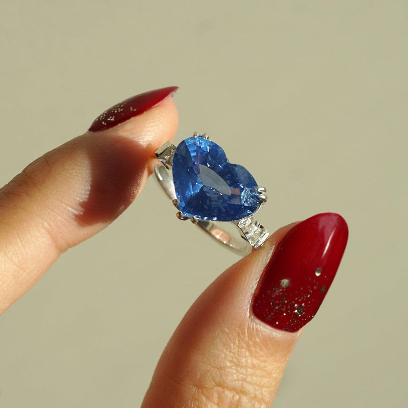 One Of A Kind: Heart Of The Ocean Sapphire Ring - Tippy Taste Jewelry