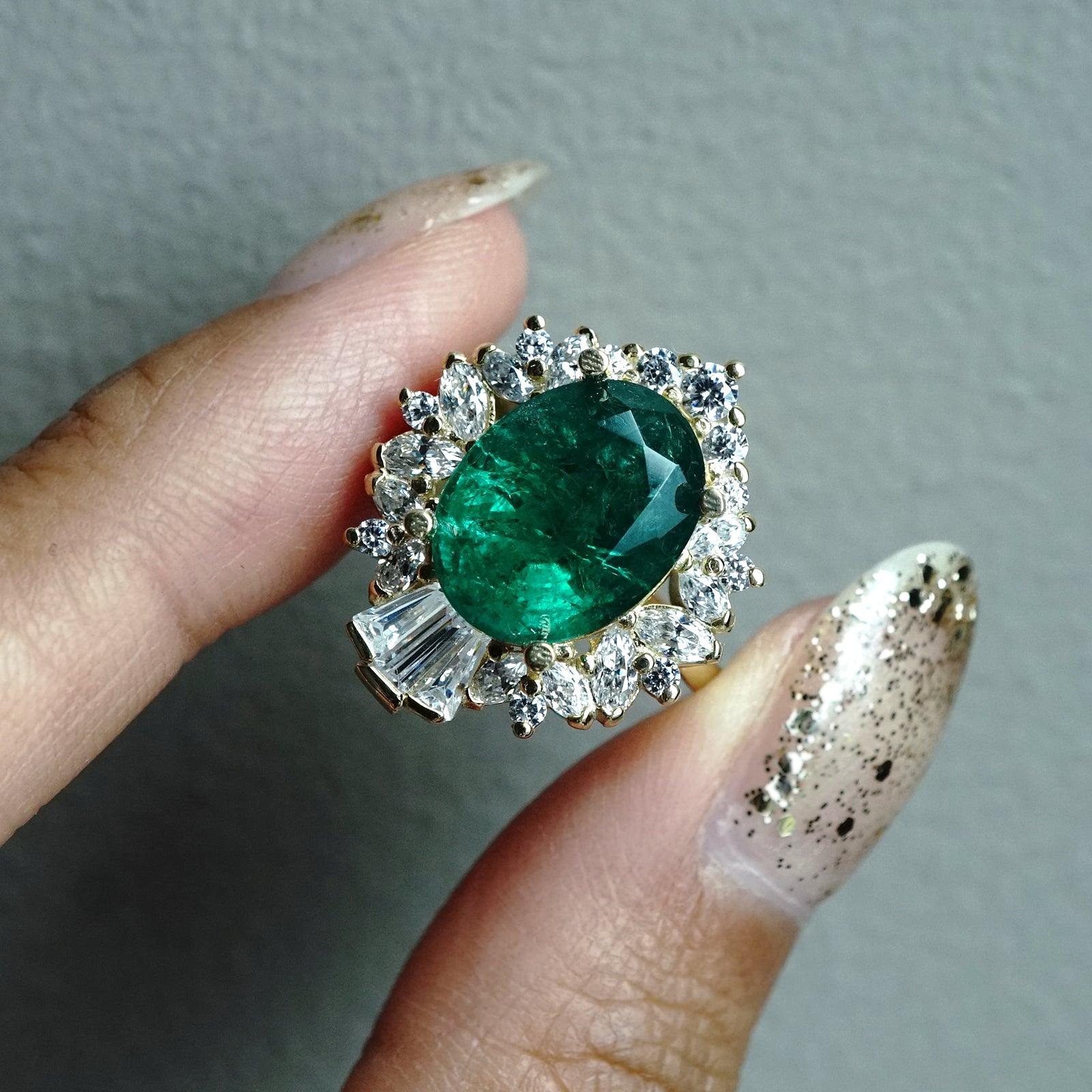 Hall Of Mirrors Oval Emerald Diamond Ring in 14K and 18K Gold, 3.9ct - Tippy Taste Jewelry