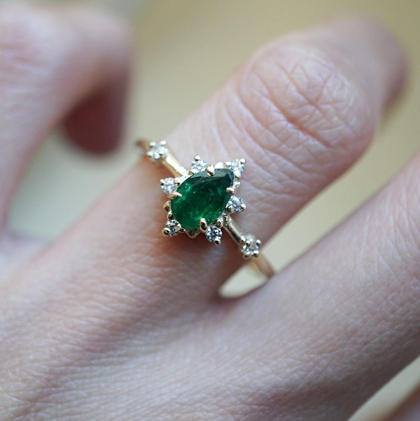 14K Emerald Diamond Crush Ring – Tippy Taste Jewelry