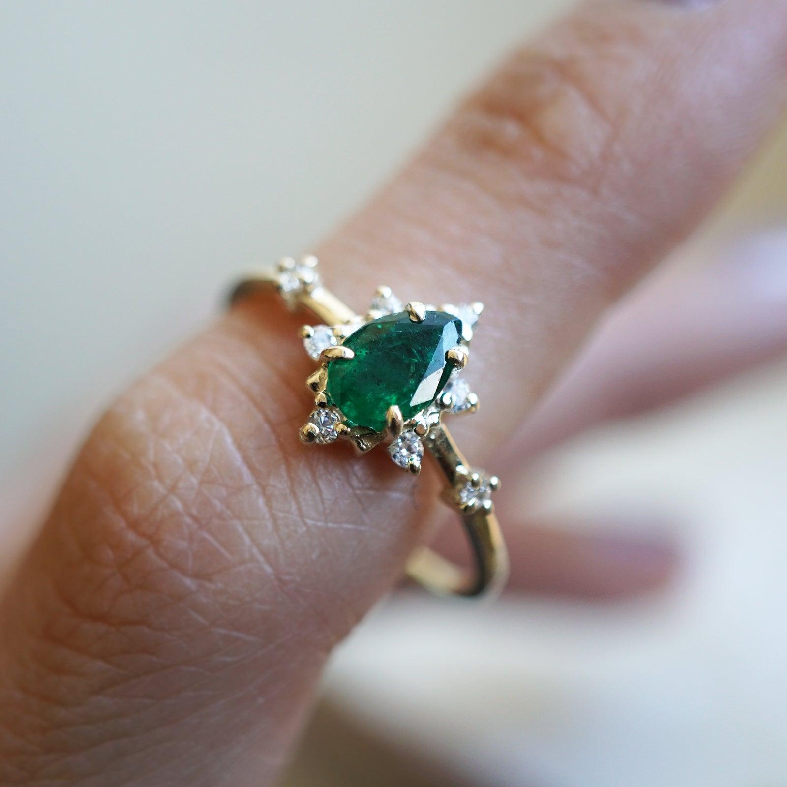 14K Emerald Diamond Crush Ring - Tippy Taste Jewelry