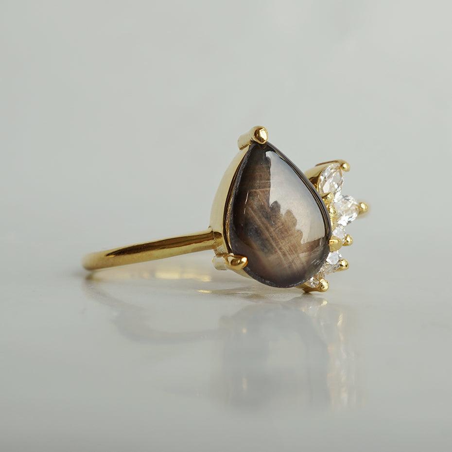 Stella Black Star Sapphire Ring - Tippy Taste Jewelry