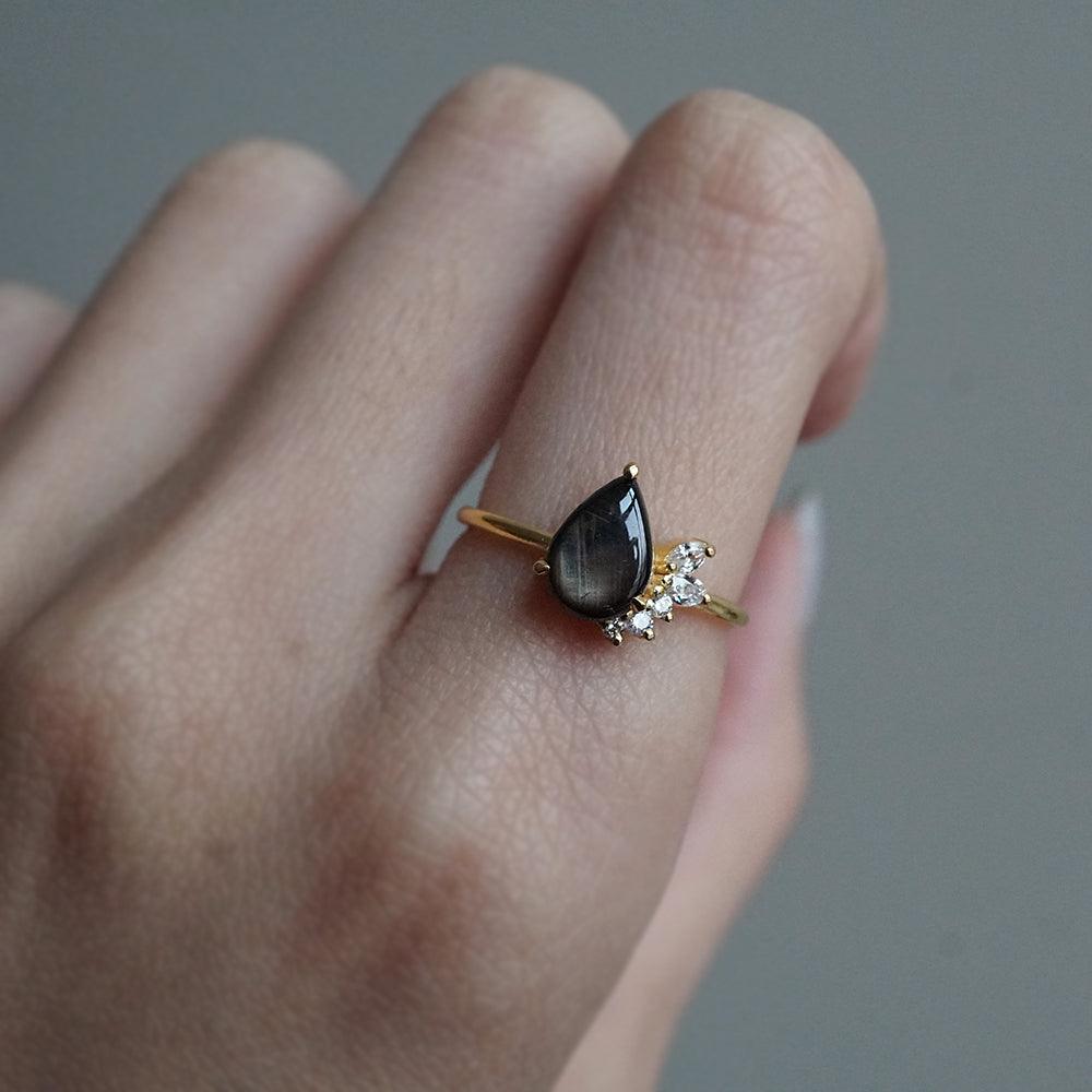 Stella Black Star Sapphire Ring - Tippy Taste Jewelry