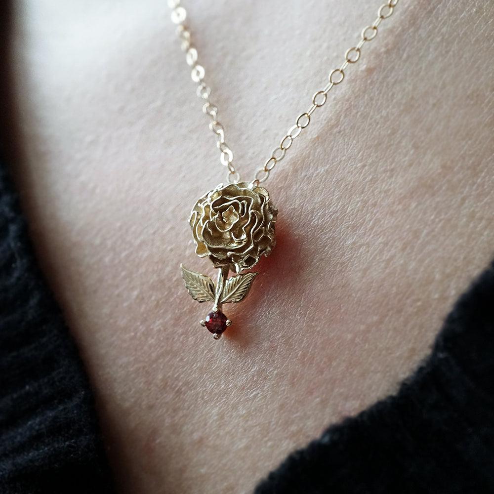 14K January Carnation Birth Flower Necklace - Tippy Taste Jewelry