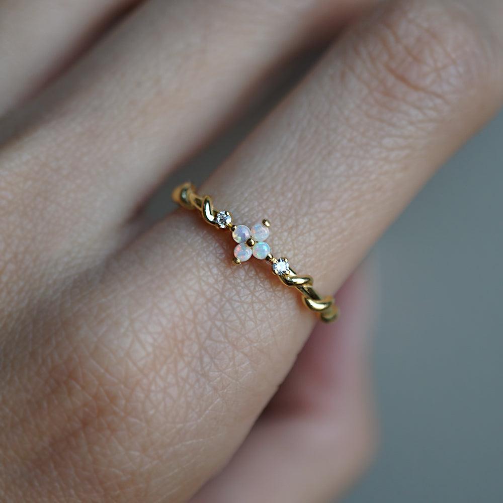 14K Love Me Not Flower Opal Diamond Twist Ring - Tippy Taste Jewelry