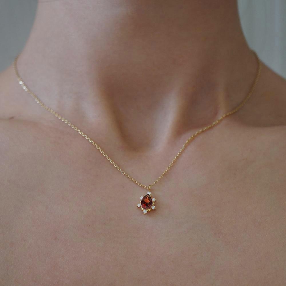 Garnet Crush Necklace - Tippy Taste Jewelry