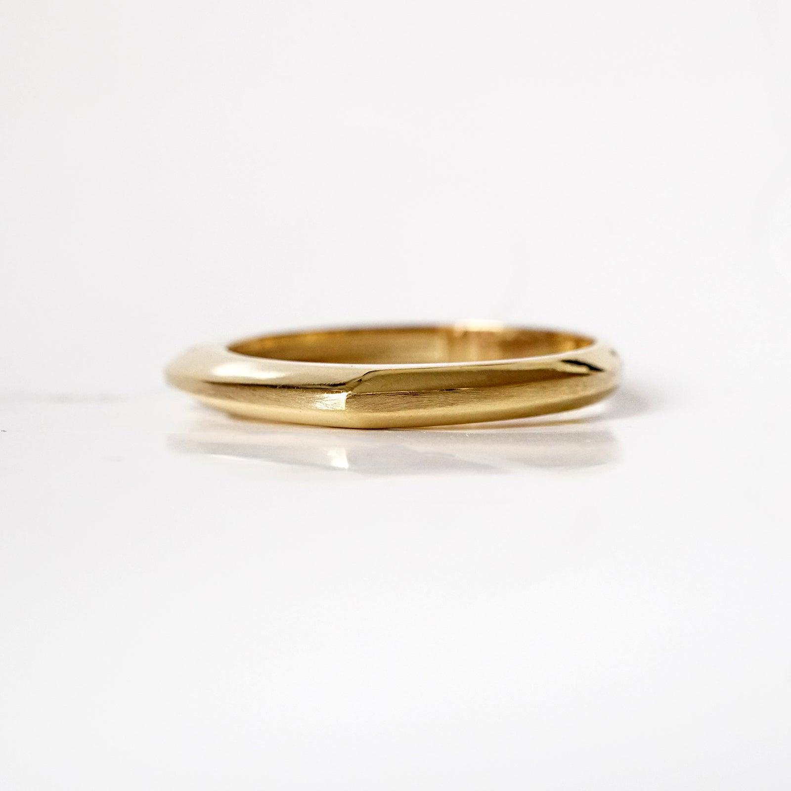 Faceted Ring Band in 14K and 18K Gold, 3mm - Tippy Taste Jewelry