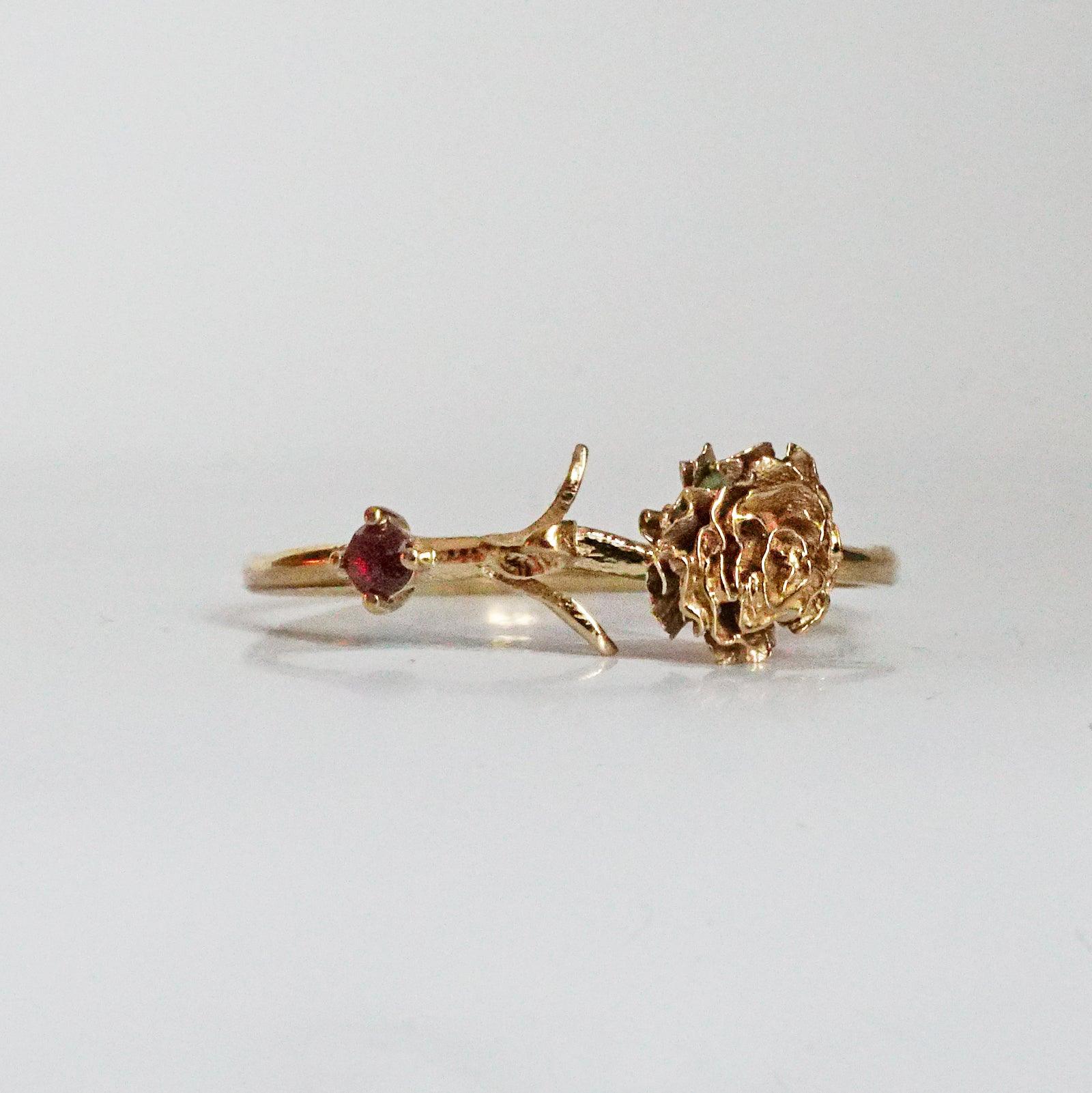 14K January Carnation Birth Flower Ring - Tippy Taste Jewelry