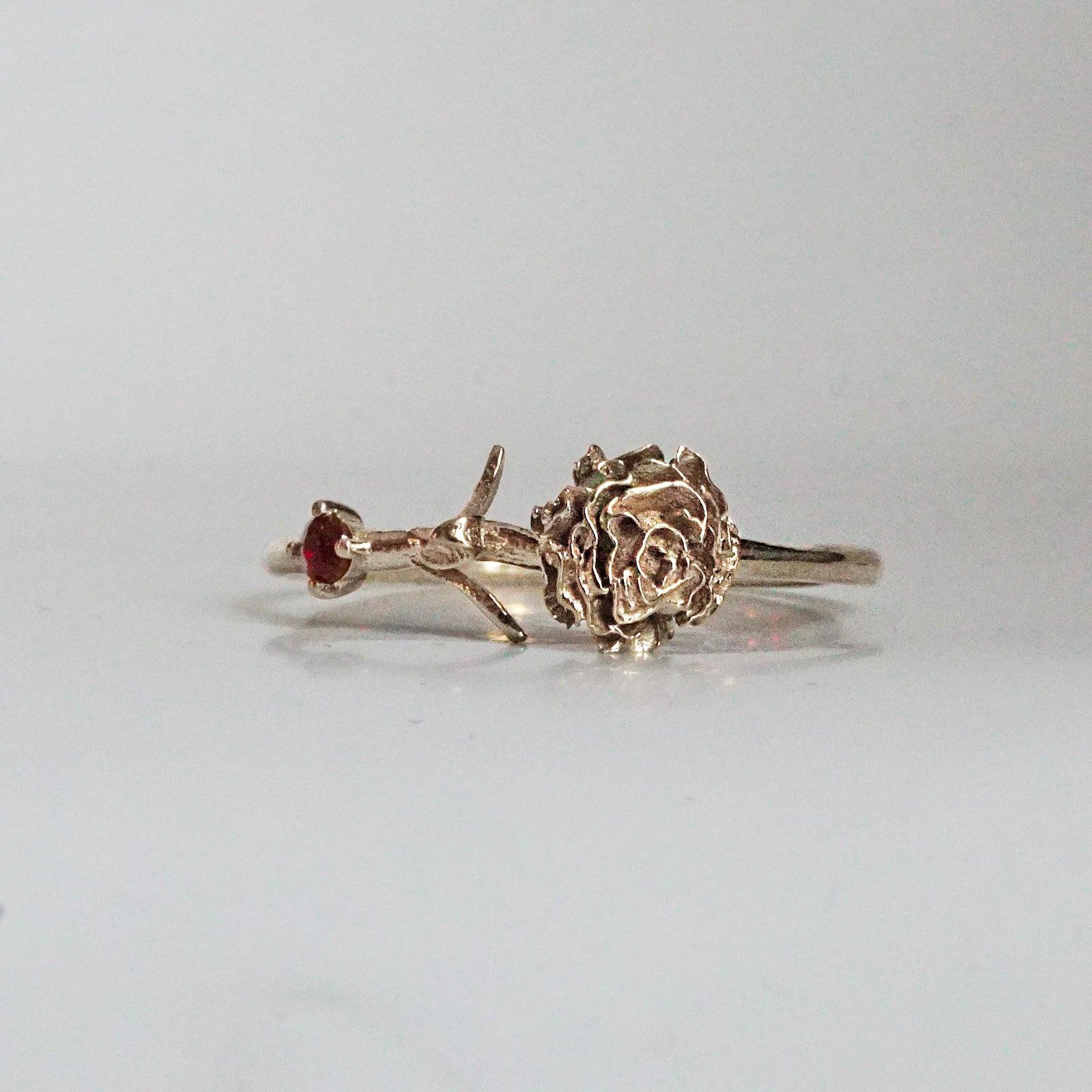 14K January Carnation Birth Flower Ring - Tippy Taste Jewelry