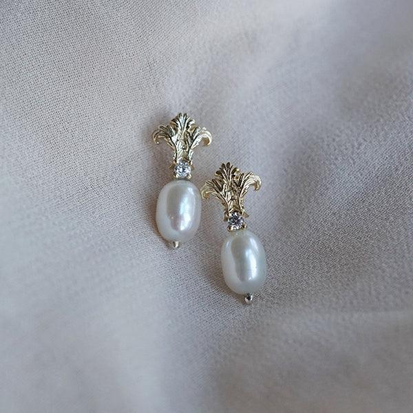 Acanthus Pearl Studs in 14K, 18K Gold and Platinum - Tippy Taste Jewelry