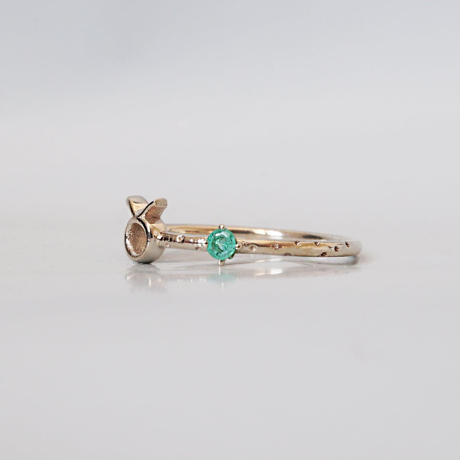 14K Taurus Horoscope Birthstone Ring (Emerald + Diamond) - Tippy Taste Jewelry