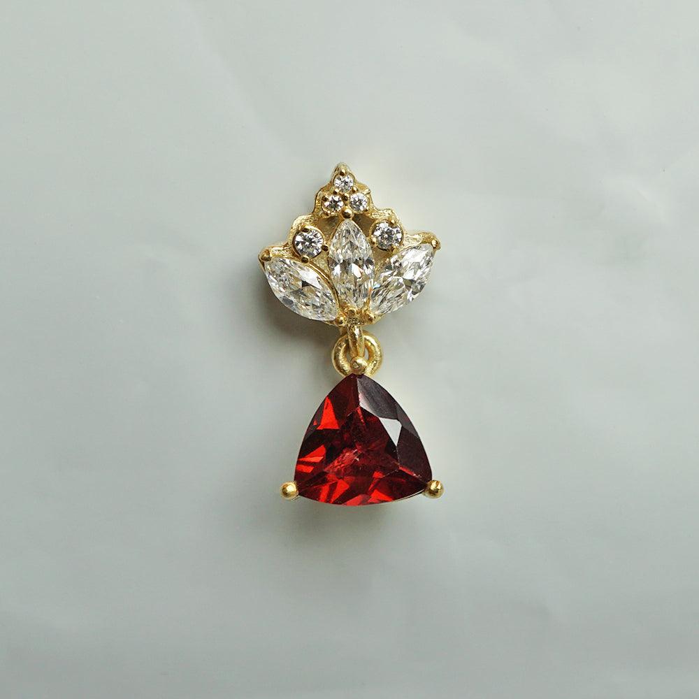 14K Trillion Garnet Winter Earrings - Tippy Taste Jewelry